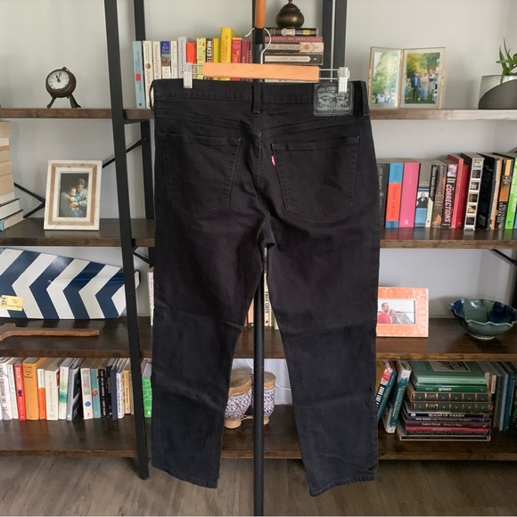 Levi’s • straight leg black jeans 33x30 - Picture 4 of 6